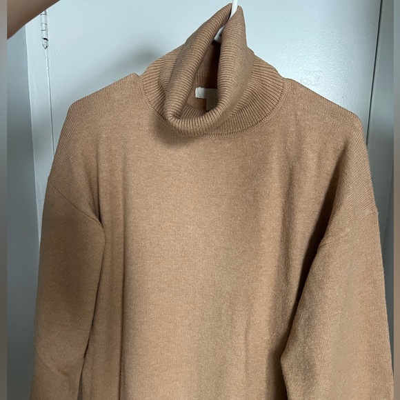 H&M Sweater Dress - Picture 7 of 10